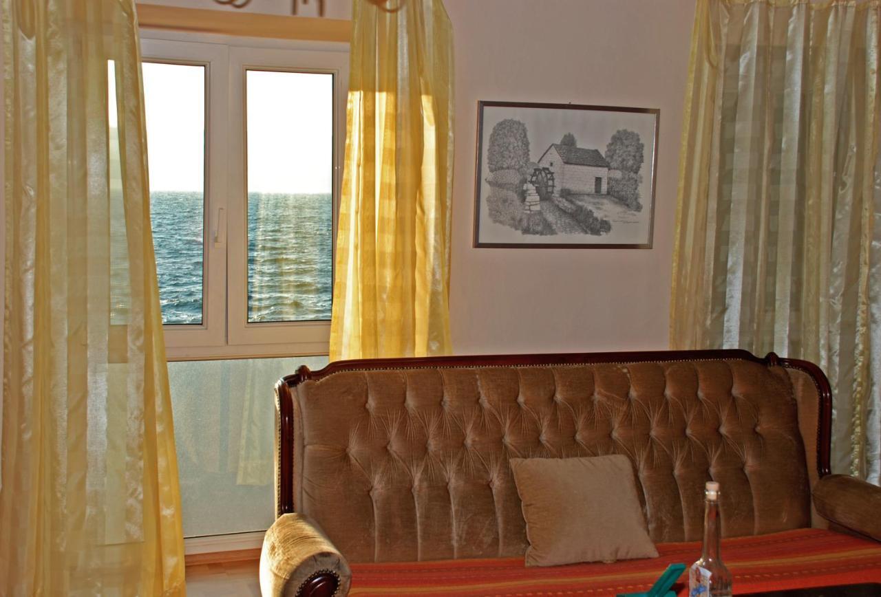 Hotel Palace Vrkljan Karlobag Szoba fotó